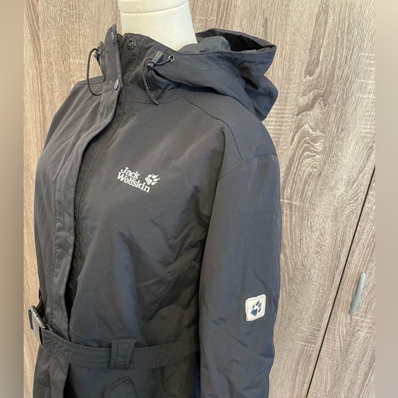 JACK WOLFSKIN Black Winter Snowboard Ski Jacket Belted. Size L - Picture 3 of 15